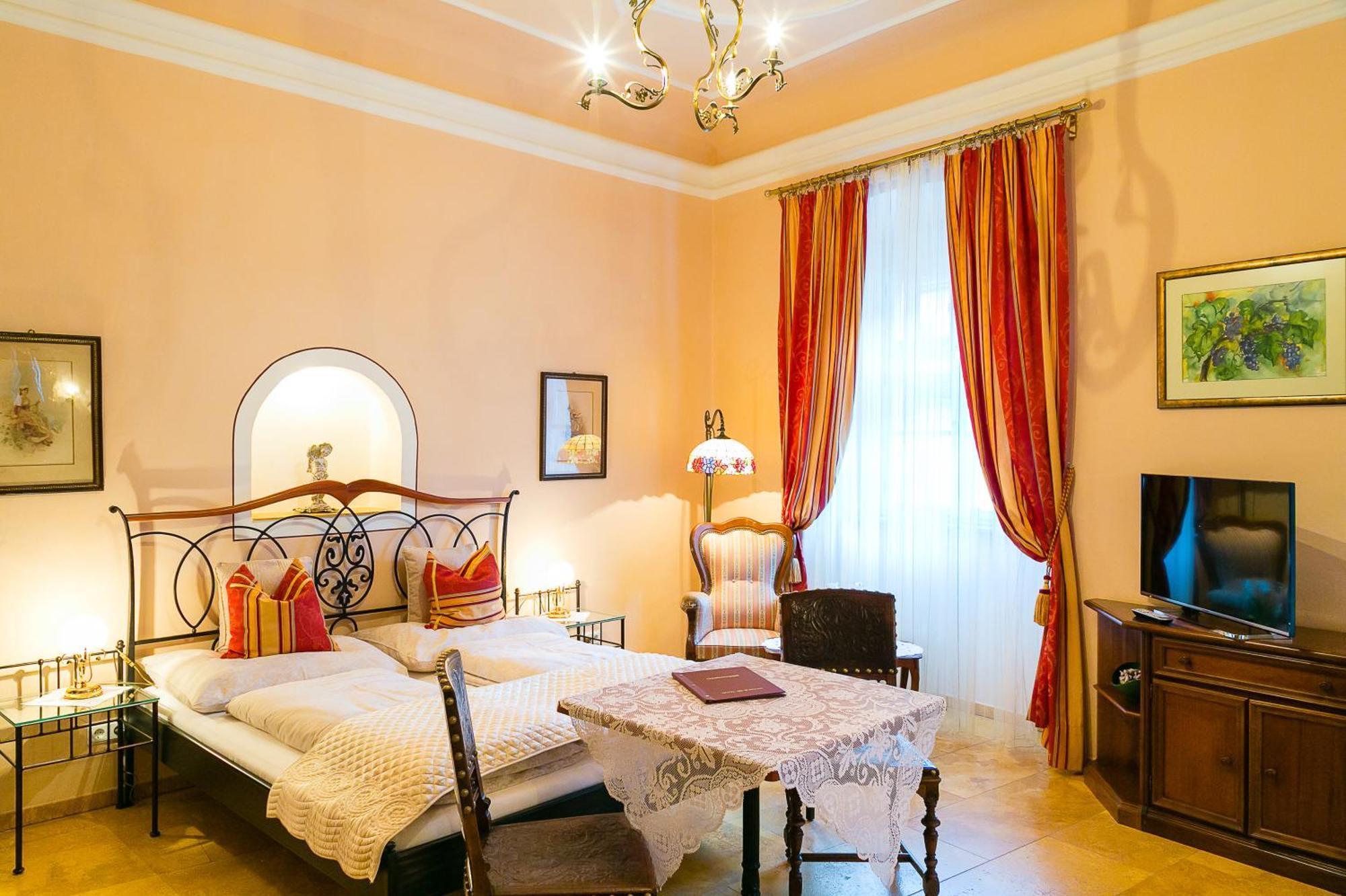 Boutique Hotel Ur-Wachau Weissenkirchen in der Wachau Extérieur photo