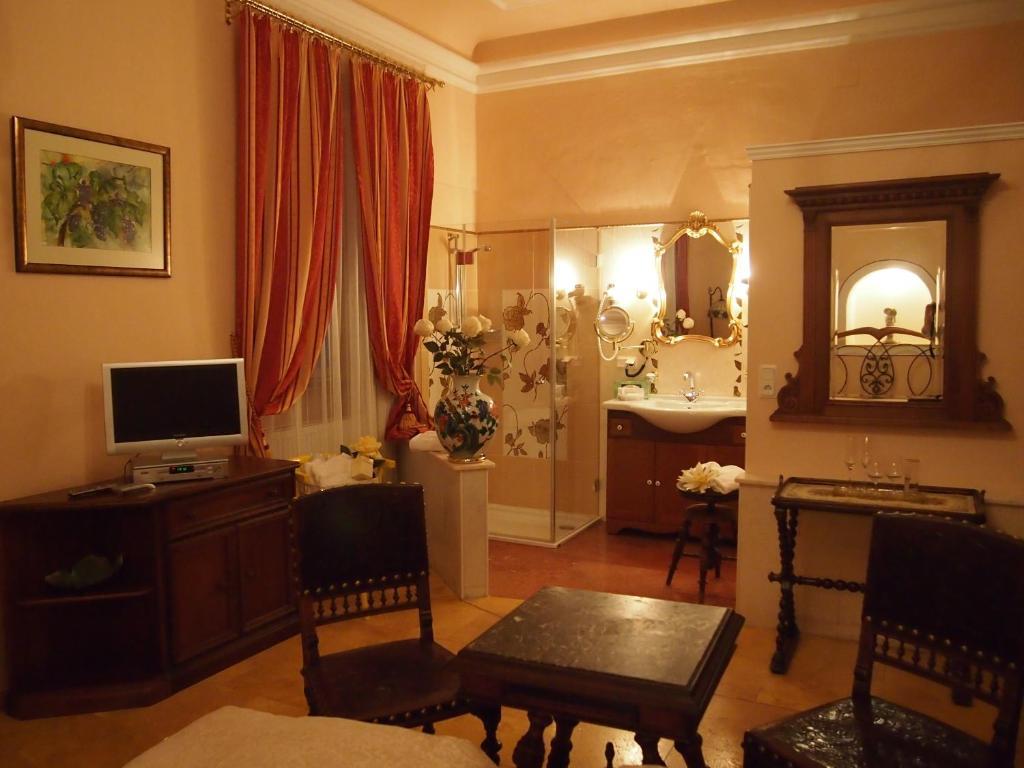 Boutique Hotel Ur-Wachau Weissenkirchen in der Wachau Chambre photo